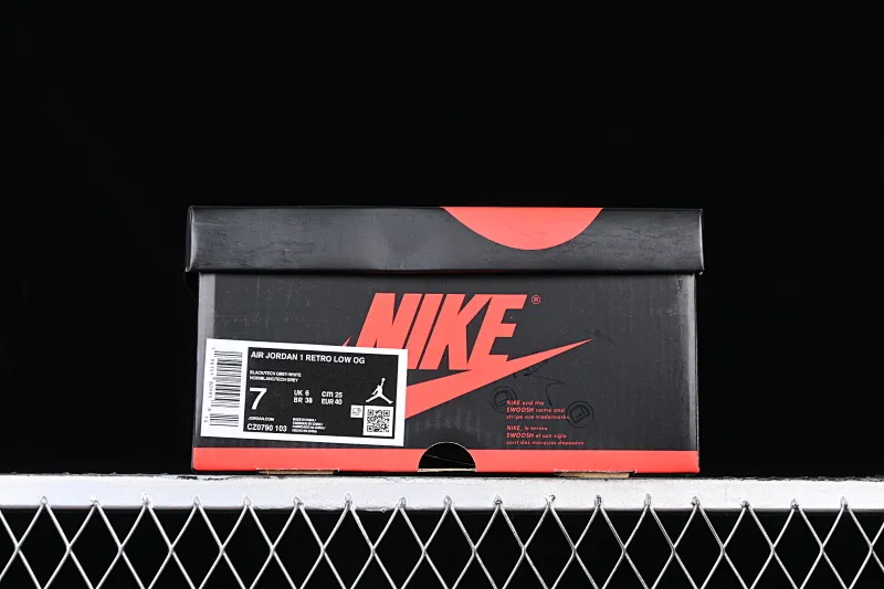 All categories Air Jordan Jordan series basketball shoes Air Jordan 1 Low Z version Air Jordan 1 Low OG AJ1 Joe 1 white blue yellow hook burst pattern low-top cultural casual sneakers CZ0790-103